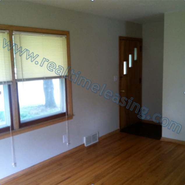 5548 N Dupont Ave - Photo 3 of 18