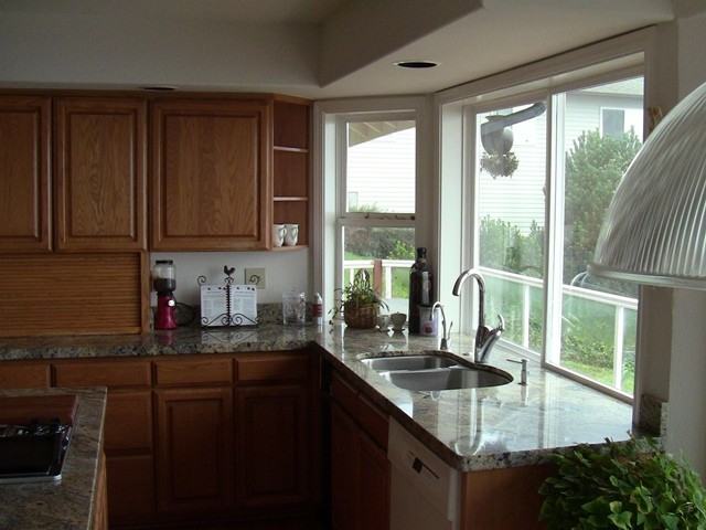11083 NE Carmody Ln - Photo 2 of 16
