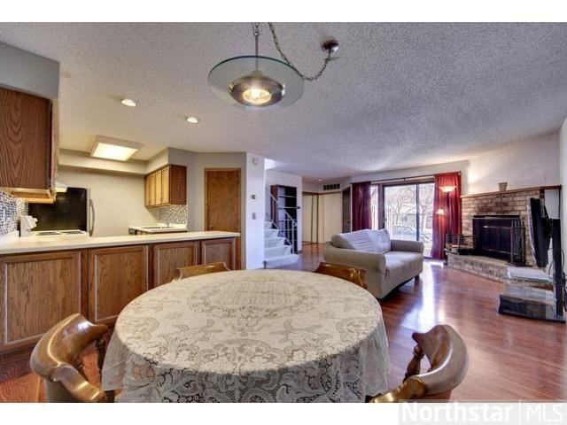 2592 Alabama Ave S - Photo 2 of 17