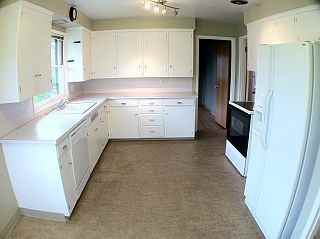 5253 SE Stark St - Photo 3 of 17