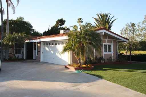 1051 N Lido St - Photo 2 of 7