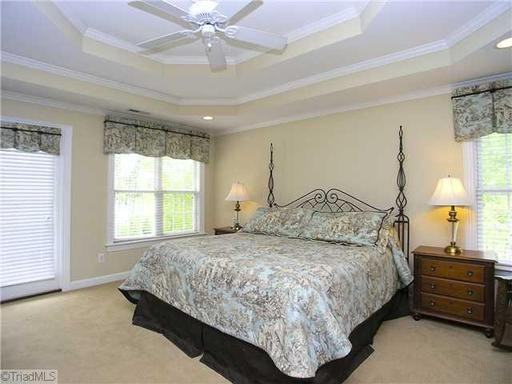 3810 Summit Lakes Dr - Photo 3 of 8