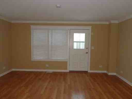 223 N Walnut St - Photo 2 of 16