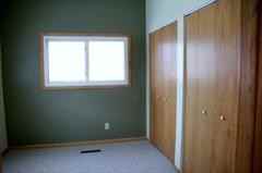 409 Fairview Ave N - Photo 3 of 9