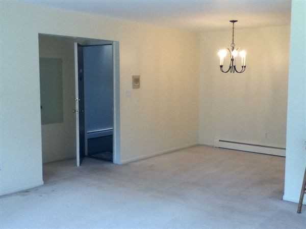 32060 Grand River Ave #62 - Photo 2 of 10