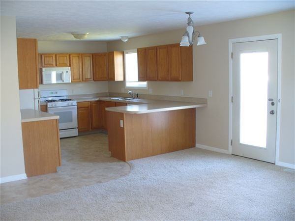 3080 68th St SE - Photo 3 of 8