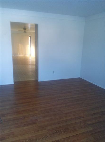 14614 Poplar St - Photo 2 of 3