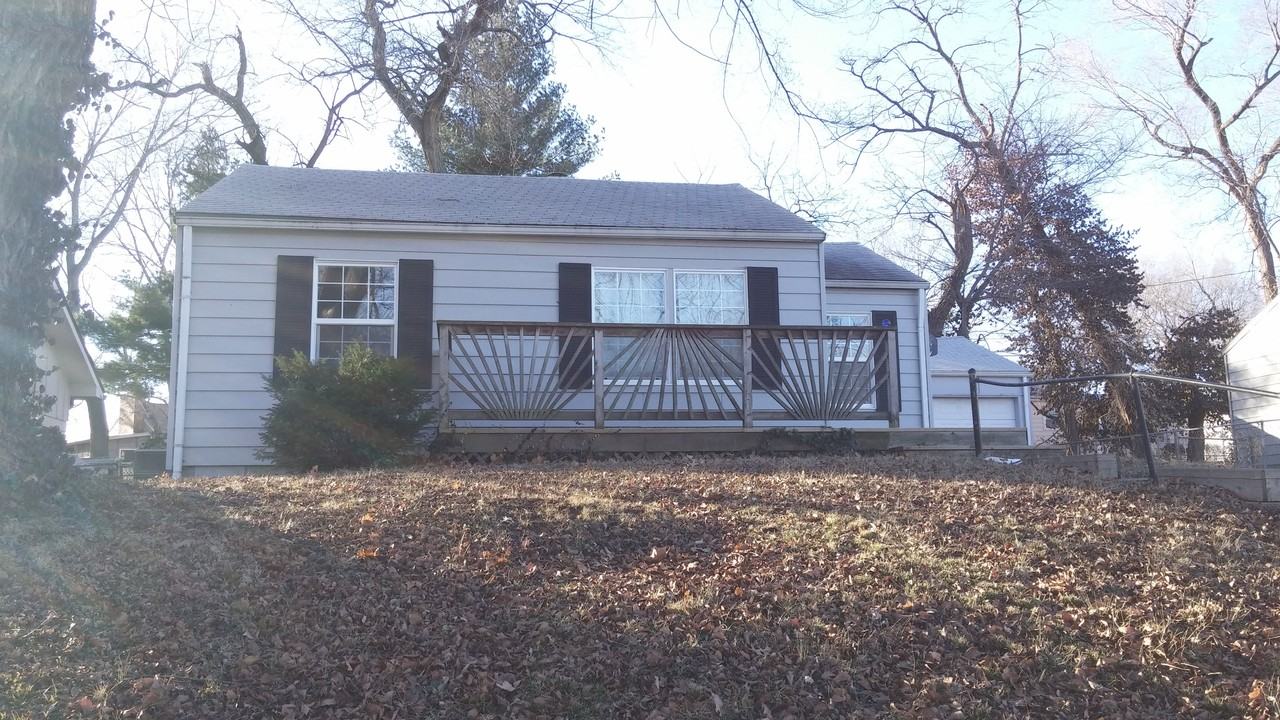 4538 N Holmes St - Photo 3 of 17