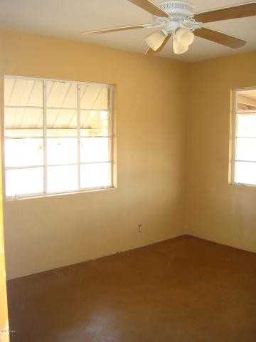 1802 E Hubbell St - Photo 2 of 8