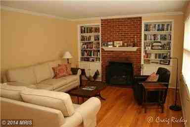3923 N Glebe Rd - Photo 2 of 18