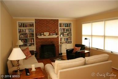 3923 N Glebe Rd - Photo 3 of 18