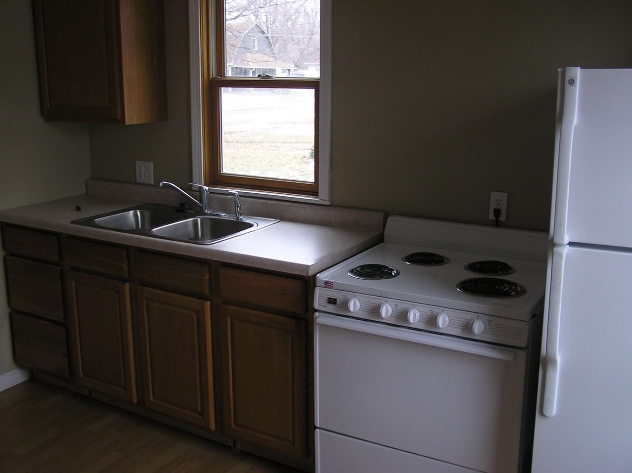 1708 E 22nd St - Photo 2 of 5