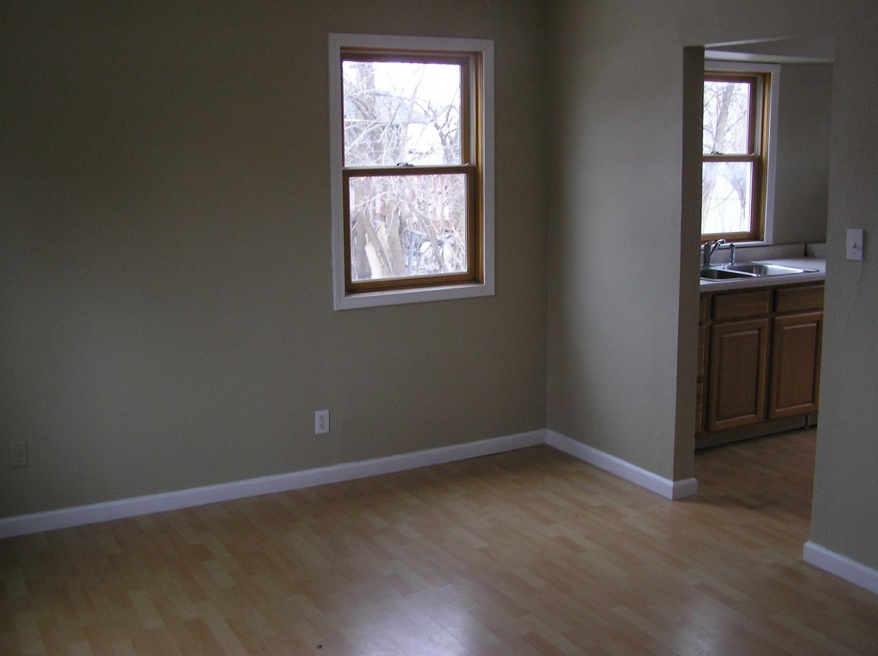 1708 E 22nd St - Photo 3 of 5