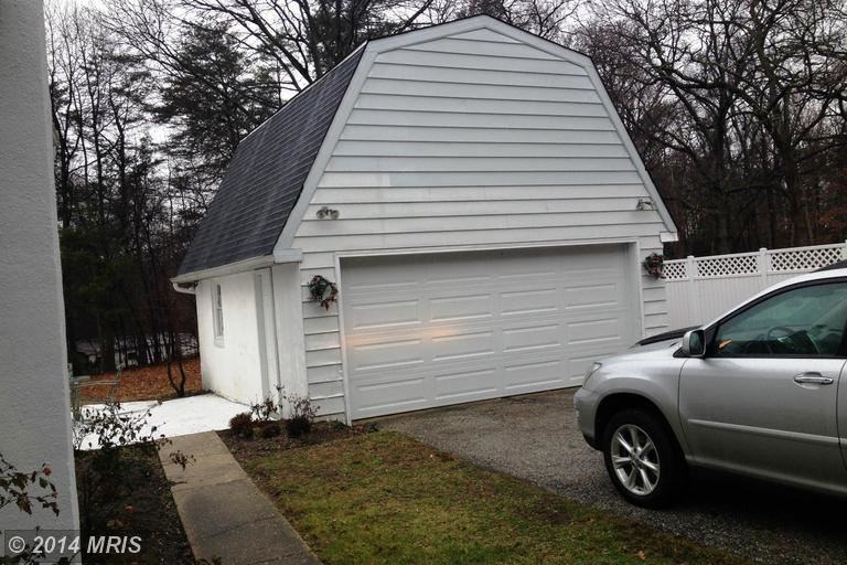 210 Hallman Rd - Photo 3 of 16