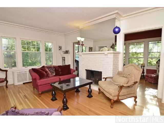 1222 Douglas Ave - Photo 2 of 14