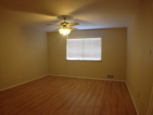 7609 Hovenkamp Ave - Photo 2 of 20