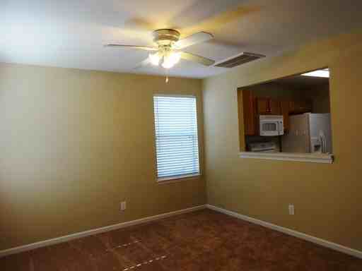 1504 Linden Ln - Photo 2 of 18