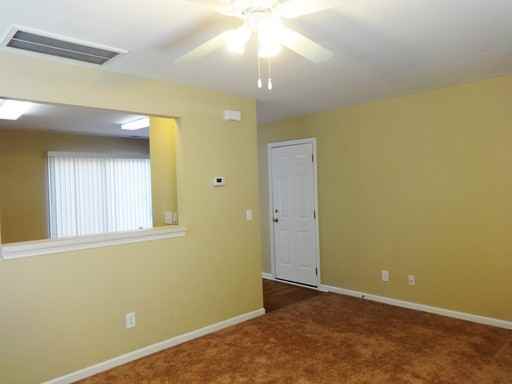 1504 Linden Ln - Photo 3 of 18