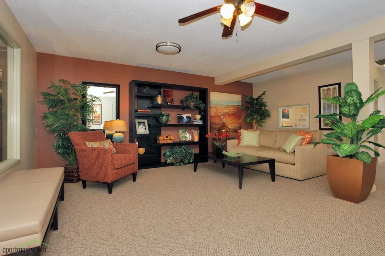 Diablo Villa Apartments - Photo 3 of 15