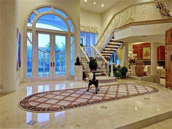 7312 Ballantrae Ct - Photo 2 of 6