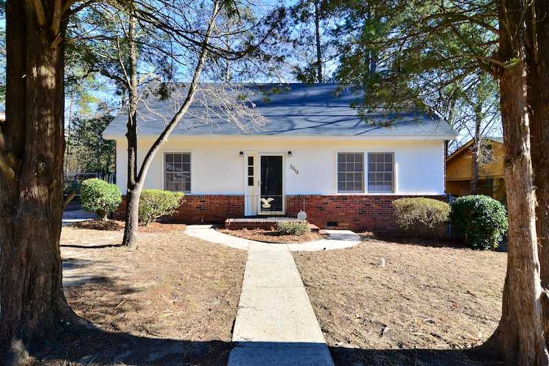 5618 Middleton Ct - Photo 2 of 28