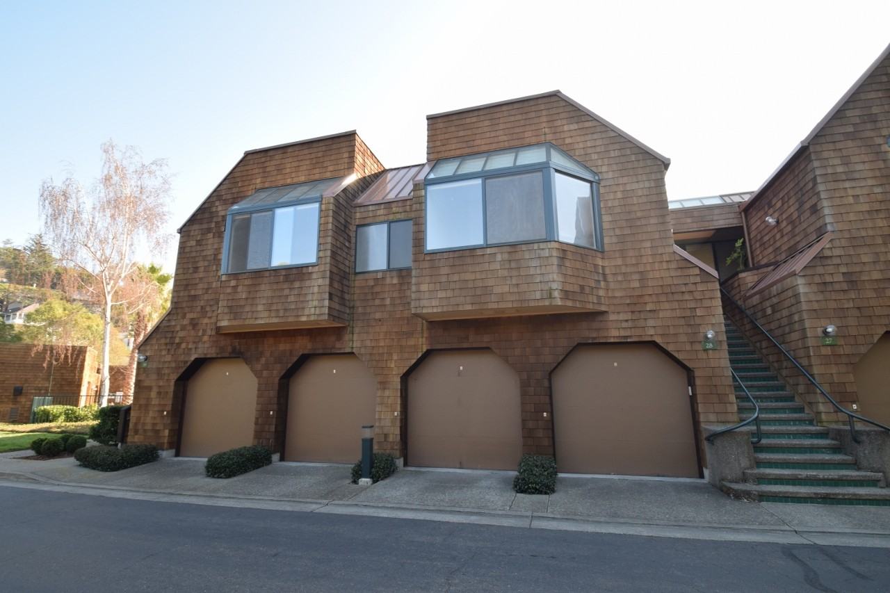 28 Lagoon Vista St - Photo 2 of 18