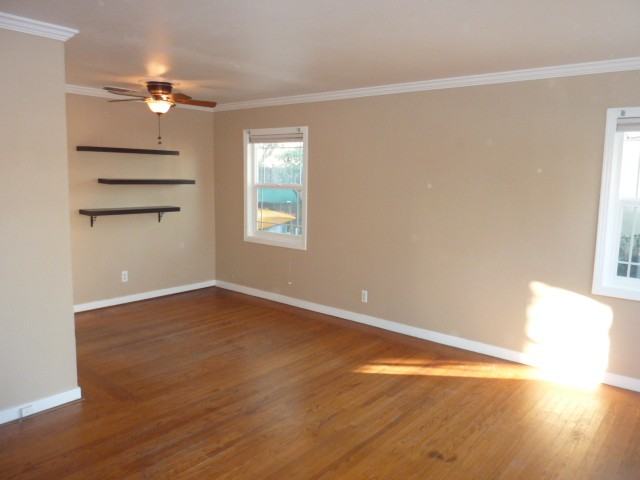 4610 Larson Way - Photo 3 of 15