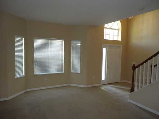 19056 Chislehurst Dr - Photo 2 of 22