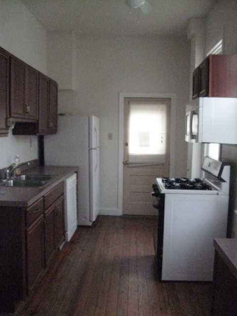 816 S Beaver St - Photo 2 of 6