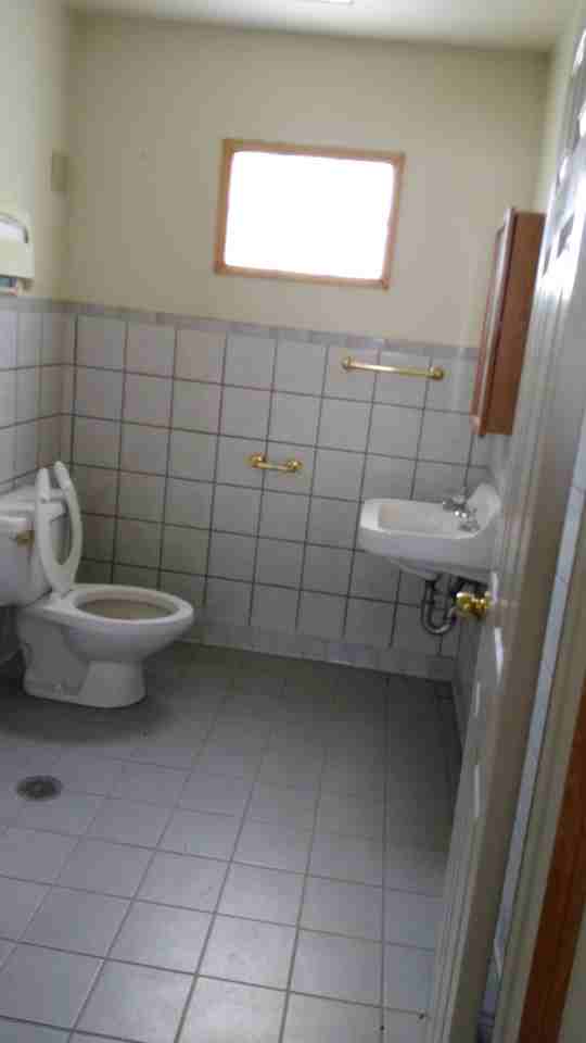 2947 Sierra Hwy #B - Photo 2 of 16