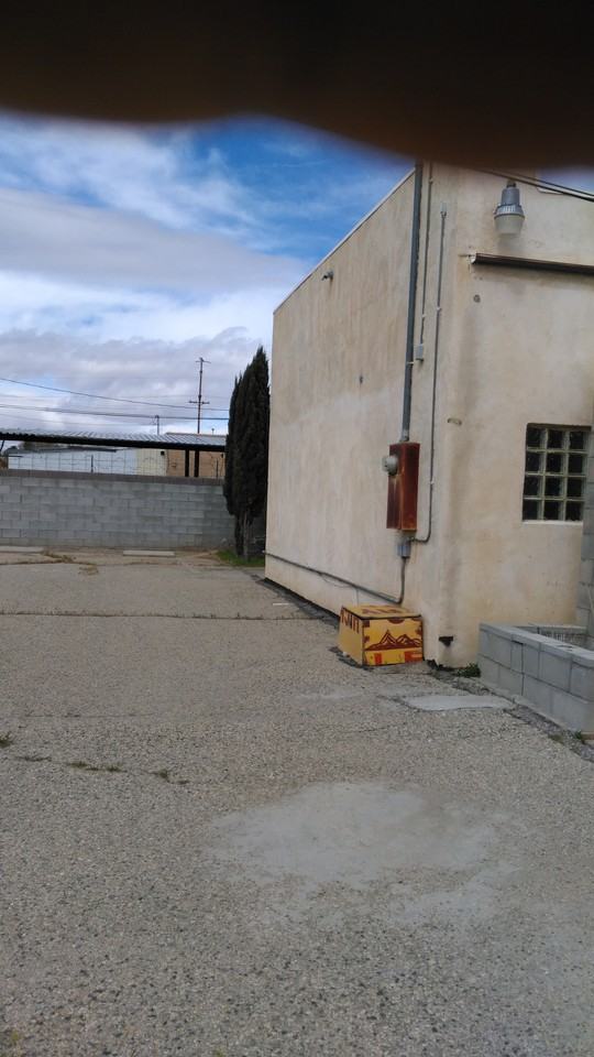 2947 Sierra Hwy #B - Photo 3 of 16