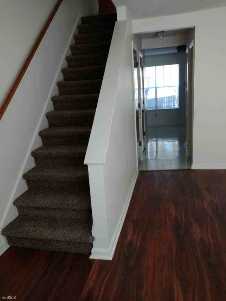 621 Wassamassaw Rd #C - Photo 2 of 9