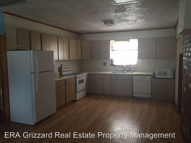 950 Harbor Terrace Rd - Photo 2 of 14