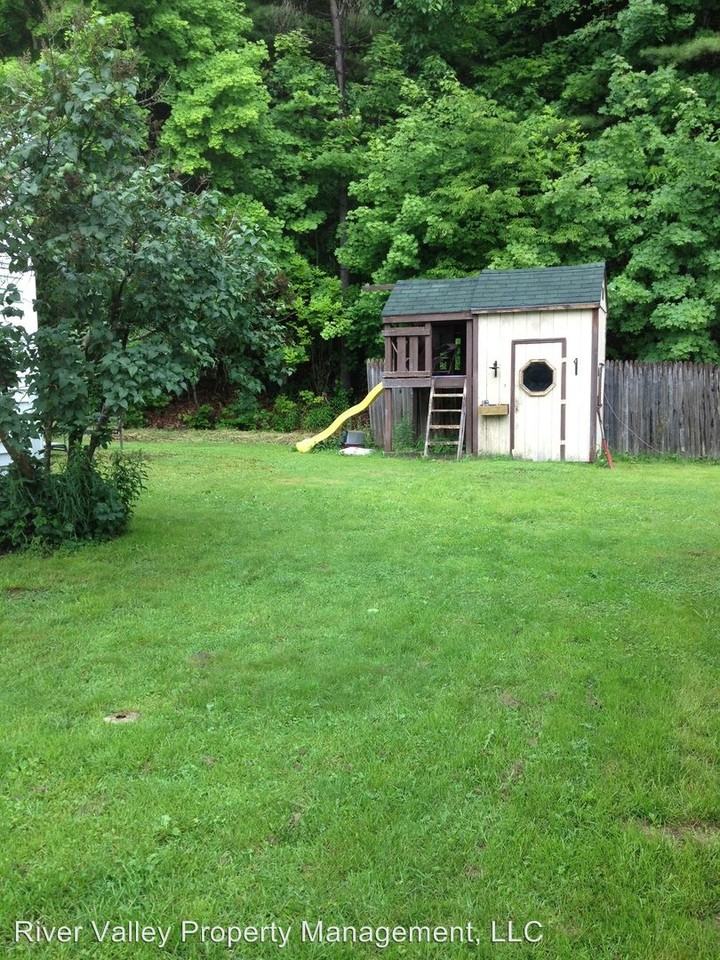 174 Commonwealth Ave - Photo 2 of 11