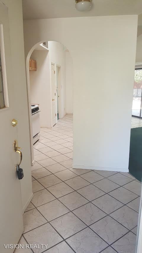 11112 Loma Roja Dr - Photo 2 of 16