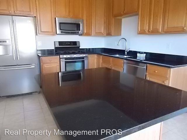 13931 Chelmsford Dr - Photo 3 of 23