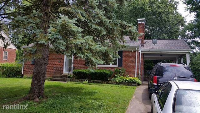 7211 Bernard Ave - Photo 2 of 10