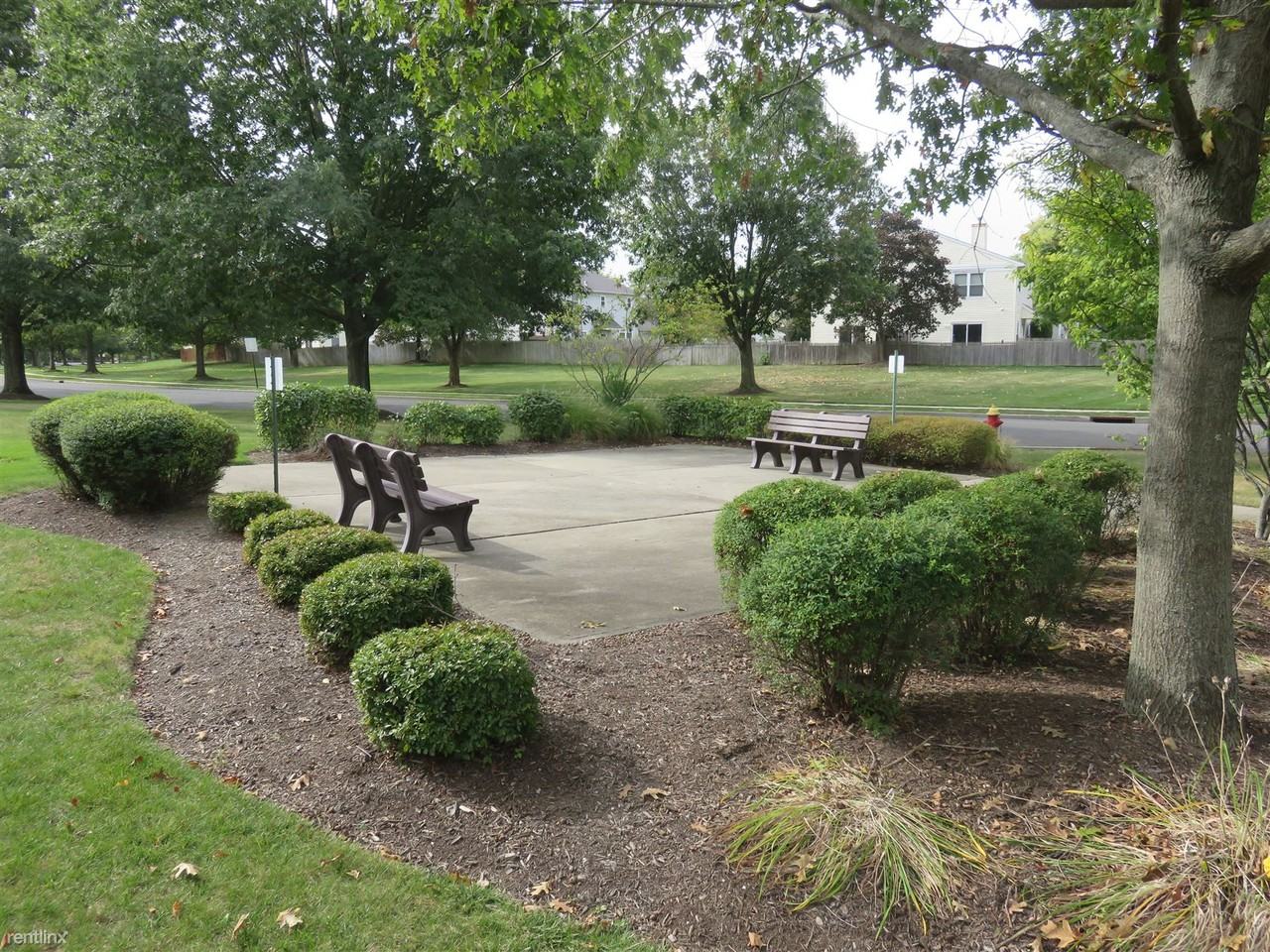 20 Wyndmoor Dr - Photo 2 of 10