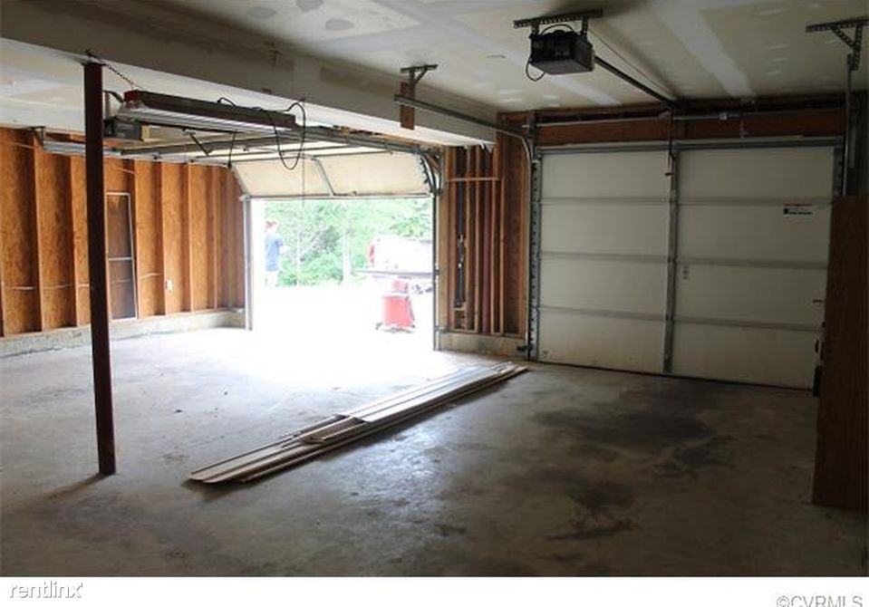 6940 Halls Hill Dr - Photo 3 of 11