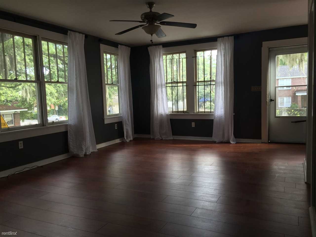 1101 E 51st St - Photo 3 of 9