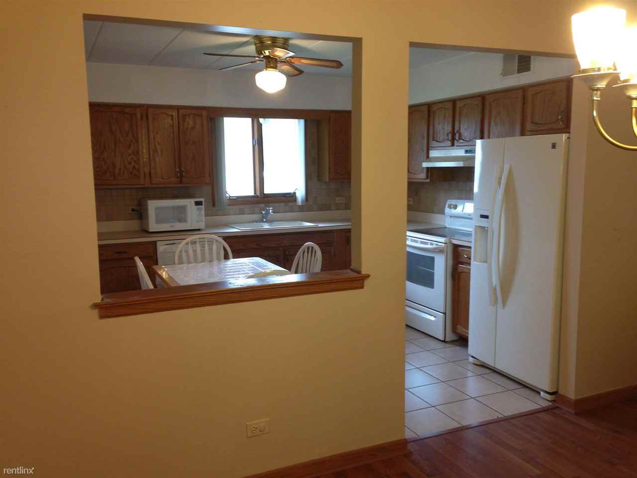 11000 Theresa Cir - Photo 2 of 4