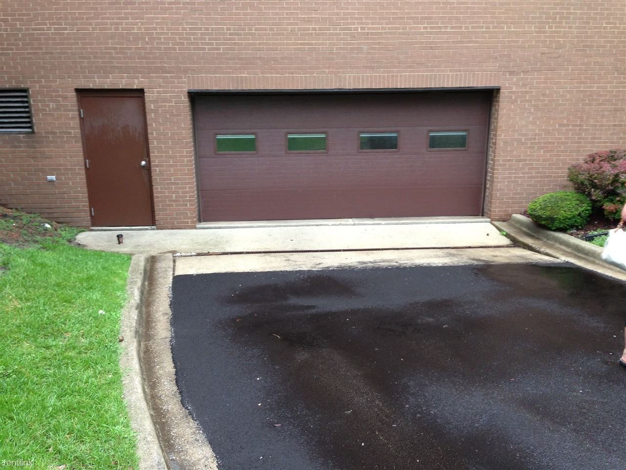 11000 Theresa Cir - Photo 3 of 4