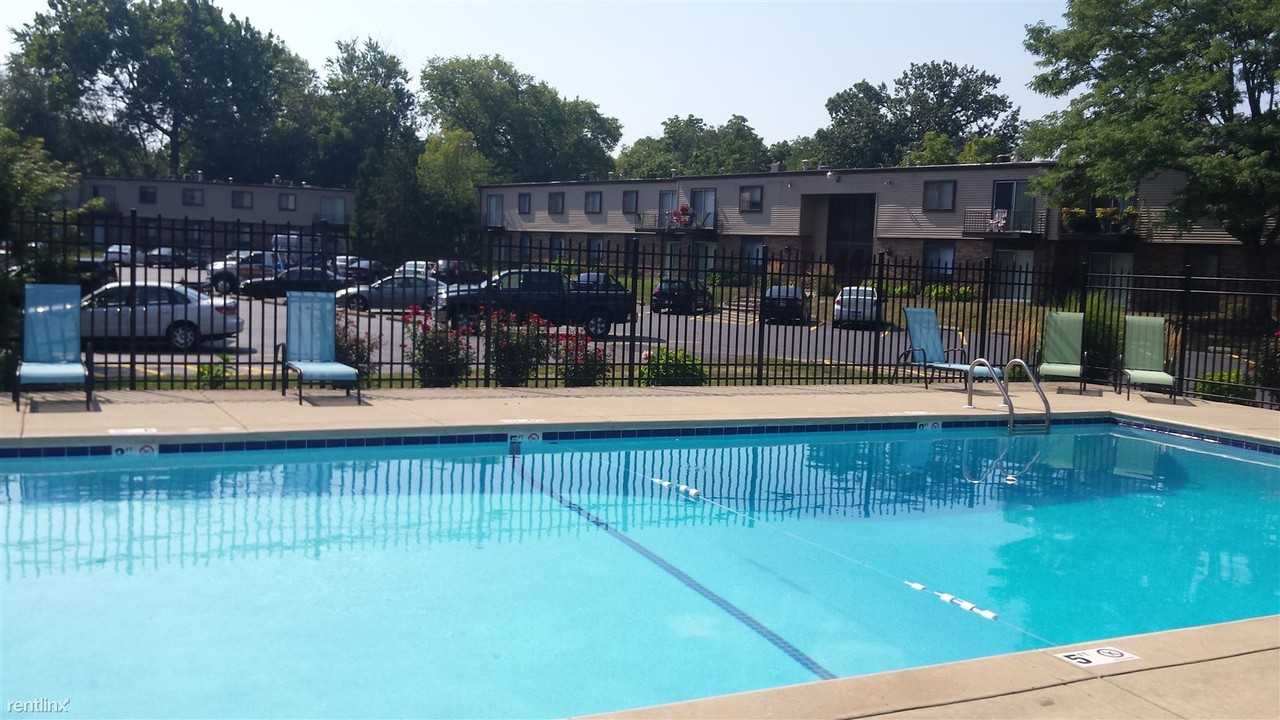 Ravine Woods Apartments - Photo 2 of 12