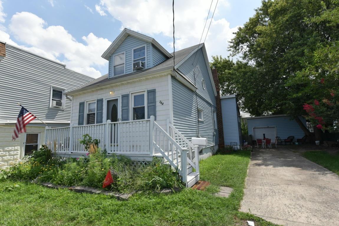 364 Port Monmouth Rd - Photo 2 of 18