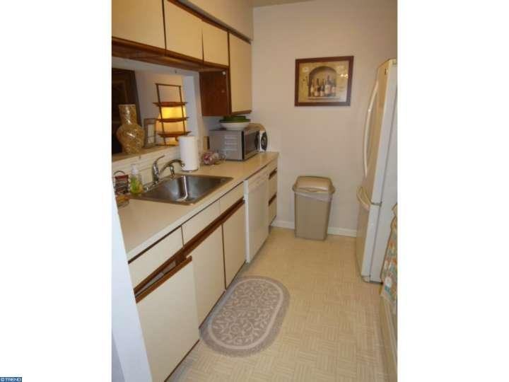 345 Georgia Ct - Photo 3 of 12