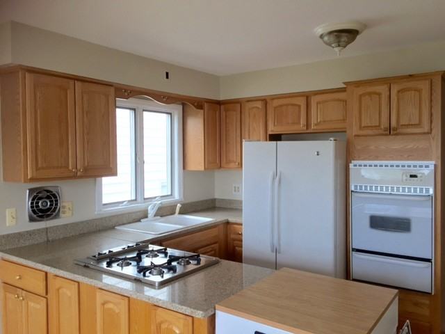 68 Marcellus Ave - Photo 2 of 12