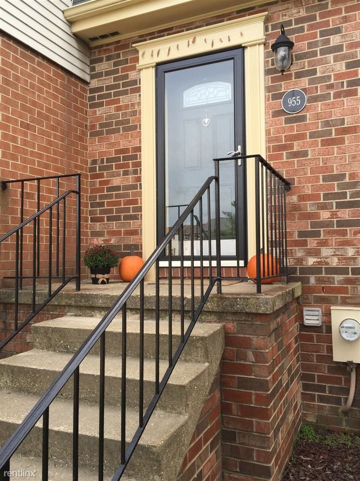 955 Mount Desert Harbour - Photo 2 of 53