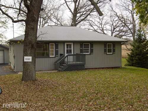 9507 Alden Rd - Photo 3 of 6