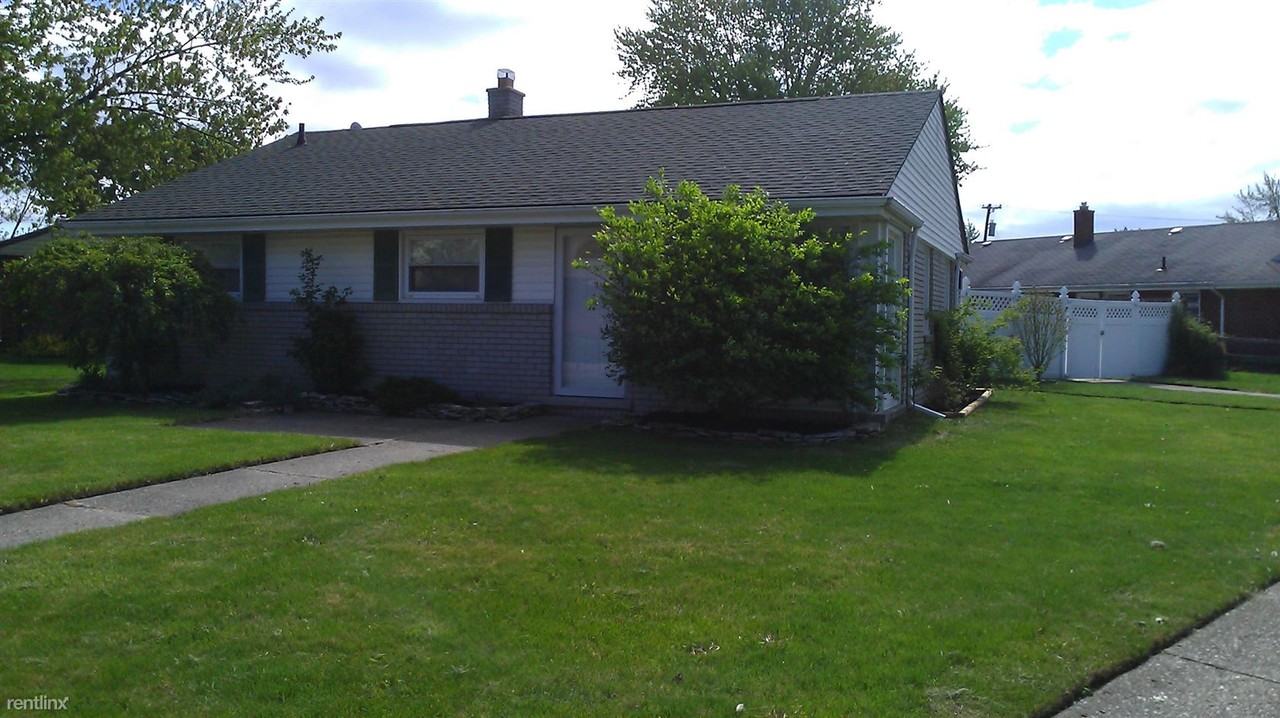 12885 Johanna Ct - Photo 2 of 6