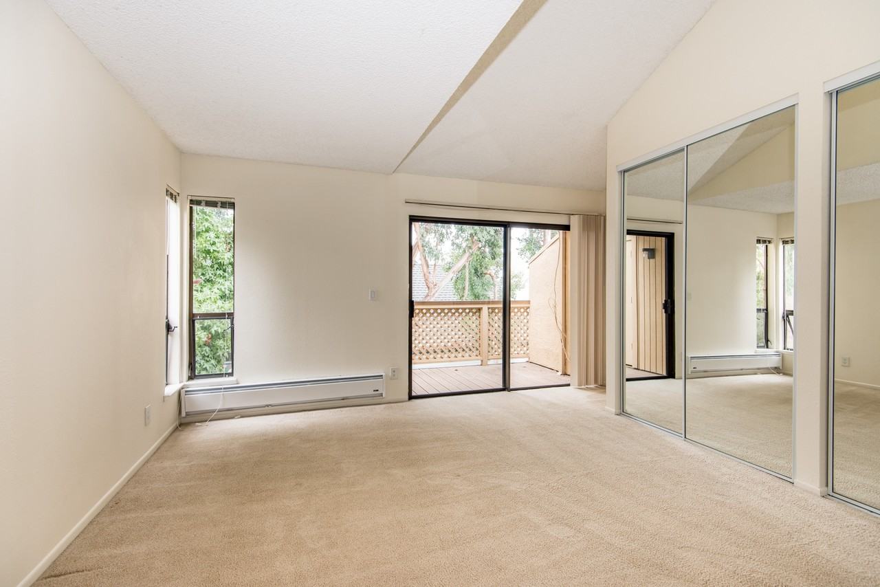 3398 Wolcott Common - Photo 3 of 17